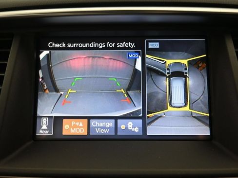 Used 2019 Nissan Armada Platinum RWD image 18