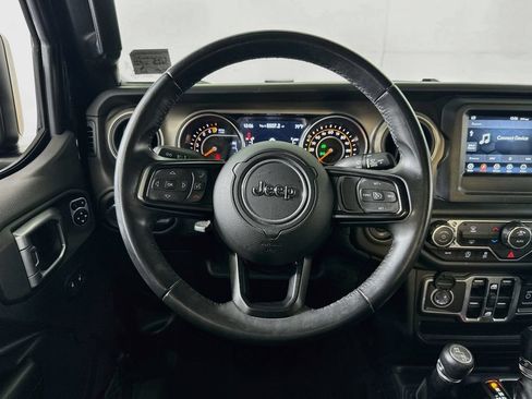 Used 2018 Jeep Wrangler Unlimited Sport S AWD/4WD image 11