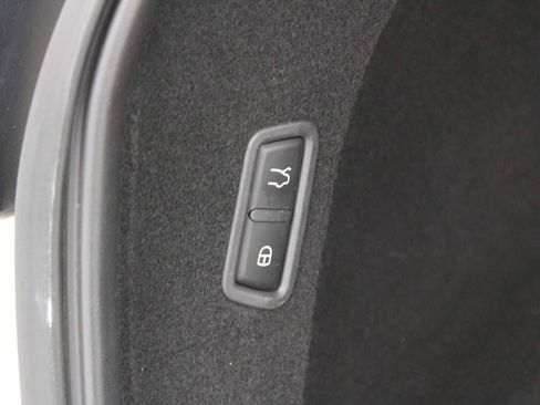 Used 2022 Maserati Levante GT image 13