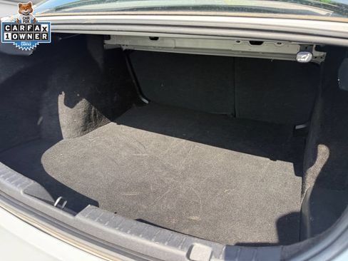 Used 2024 MAZDA MAZDA3 s FWD image 17