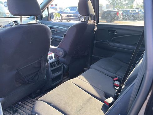 Used 2019 Honda Passport Sport image 3