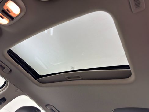 Used 2012 Ford Fusion SEL FWD image 11