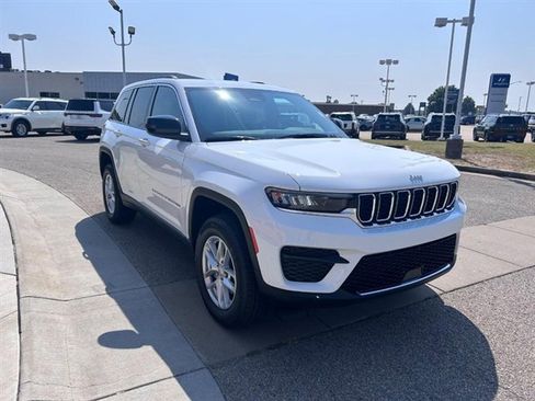 New 2025 Jeep Grand Cherokee Laredo X w/ Luxury Tech Group I image 3