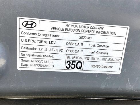 Used 2022 Hyundai Venue SEL image 34