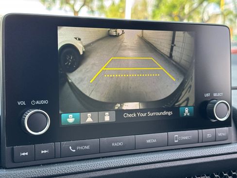 Used 2024 Honda CR-V EX image 24