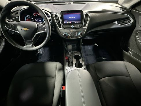 Used 2023 Chevrolet Malibu LT image 32