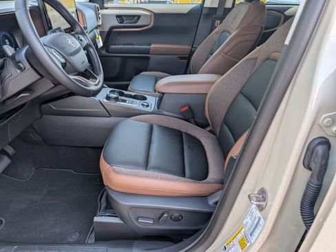 New 2025 Ford Bronco Sport Outer Banks w/ Outer Banks Tech Package+ image 8