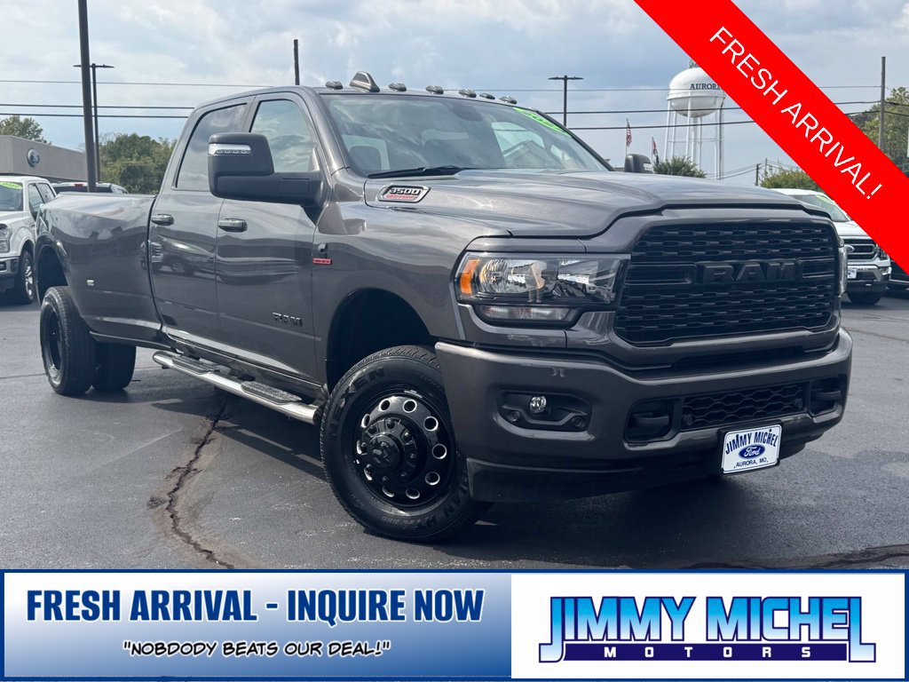 Used 2024 RAM 3500 Big Horn w/ Night Edition AWD/4WD image 1