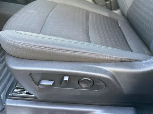 Used 2025 Chevrolet Silverado 2500 LT w/ Convenience Package image 13