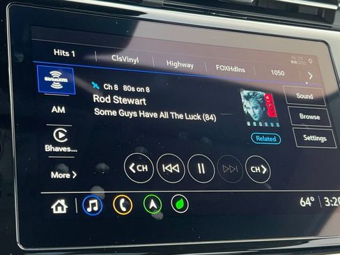 Used 2023 Chevrolet Bolt EUV Premier w/ Sun & Sound Package image 17