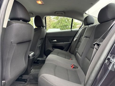 Used 2016 Chevrolet Cruze Eco image 14