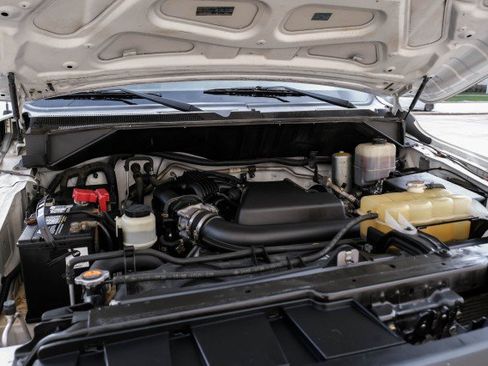 Used 2019 Nissan NV 2500 SV w/ Navigation Package image 40