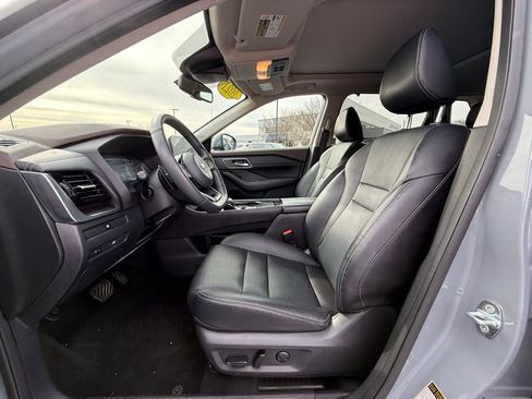 Used 2021 Nissan Rogue SL w/ Premium Package image 25