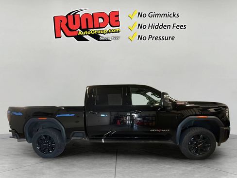 Used 2025 GMC Sierra 2500 AT4 w/ AT4 Premium Plus Package AWD/4WD image 7