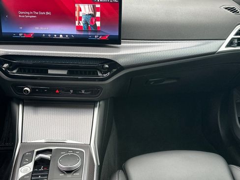 Used 2025 BMW 330i xDrive Sedan w/ Convenience Package image 26