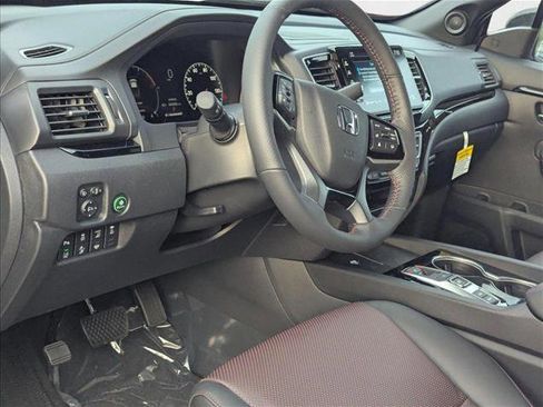 New 2025 Honda Ridgeline Black Edition image 3
