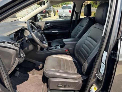 Used 2019 Ford Escape SEL AWD/4WD image 17
