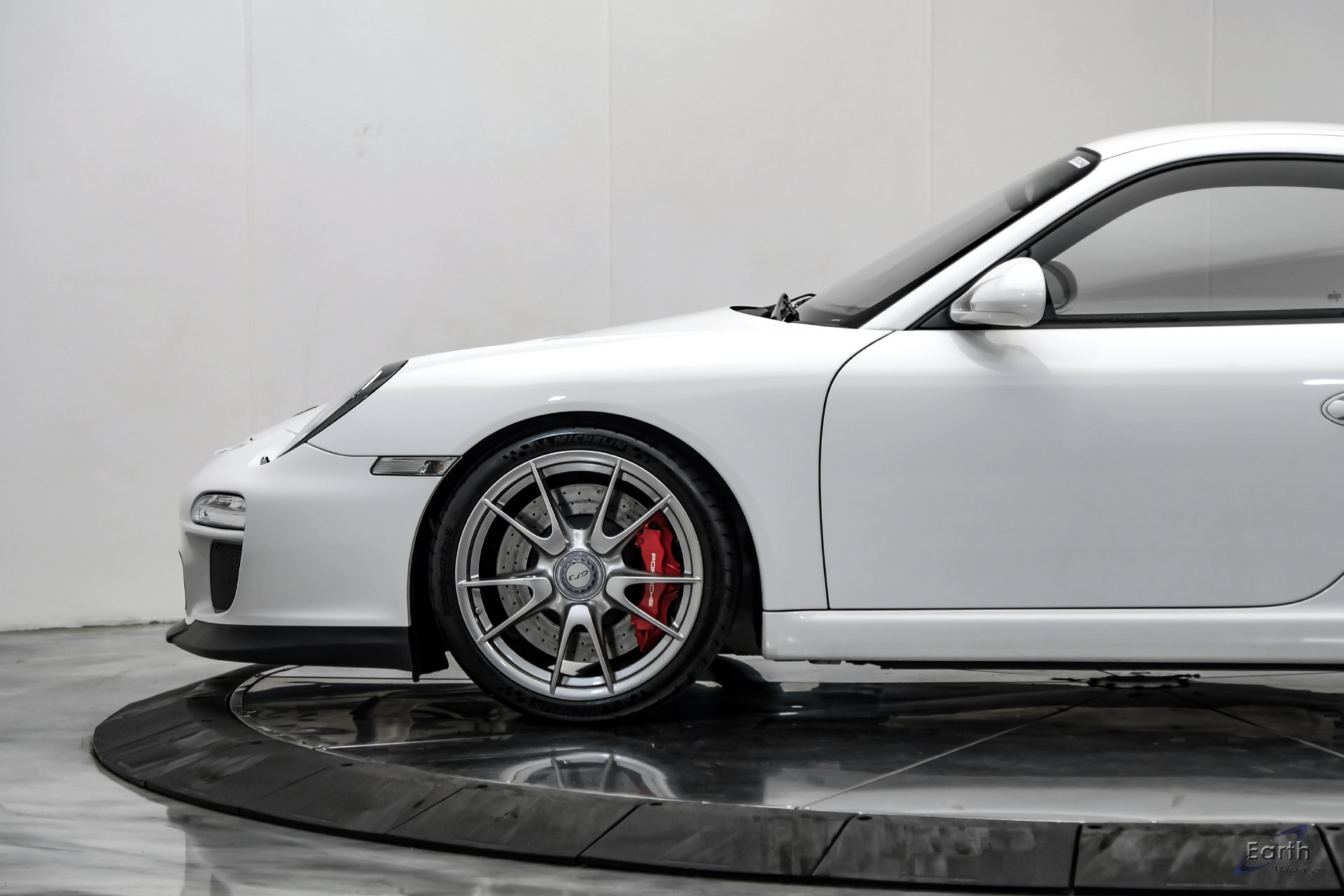 Used 2010 Porsche 911 GT3 RWD image 10