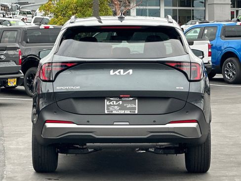 New 2026 Kia Sportage EX image 5