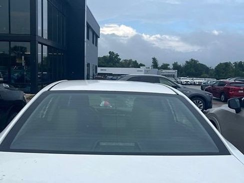 Used 2018 Toyota Corolla SE FWD image 24