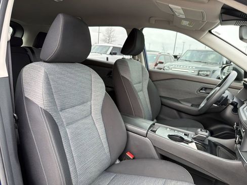 Used 2021 Nissan Rogue S image 16