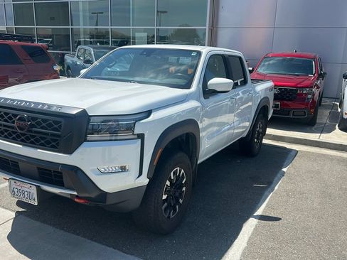 Used 2022 Nissan Frontier Pro-X w/ Technology Package RWD image 1