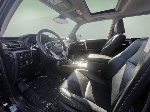 Used 2020 Toyota 4Runner Limited image 29