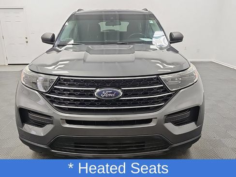 Used 2021 Ford Explorer XLT RWD image 4