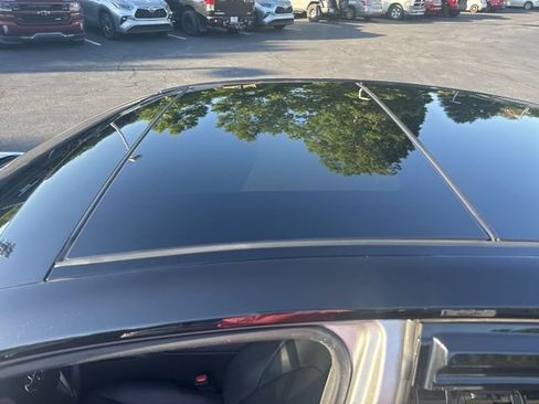 Used 2022 Toyota Camry XSE FWD image 11