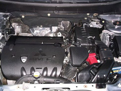 Used 2018 Mitsubishi Outlander Sport SE image 12