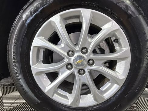 Used 2018 Chevrolet Equinox LS image 33