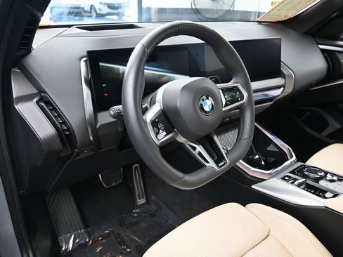Used 2025 BMW X3 xDrive30i image 10