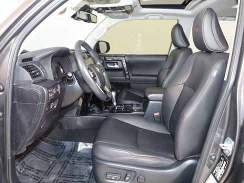 Used 2022 Toyota 4Runner TRD Off-Road Premium image 12