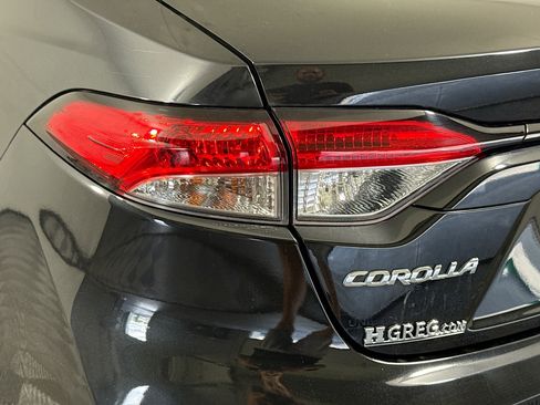 Used 2022 Toyota Corolla LE image 35