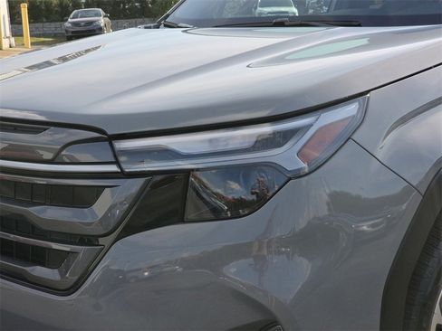 New 2025 Subaru Forester Limited image 7