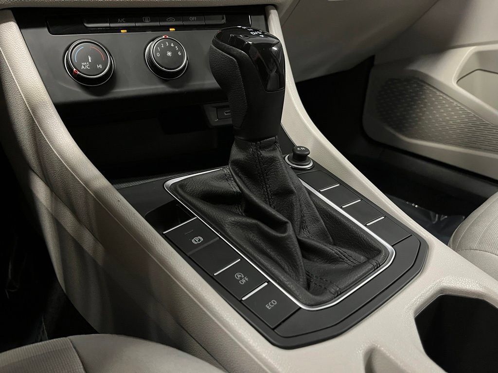 Used 2022 Volkswagen Jetta S FWD image 13
