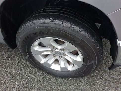 Certified 2024 RAM 1500 Laramie image 9