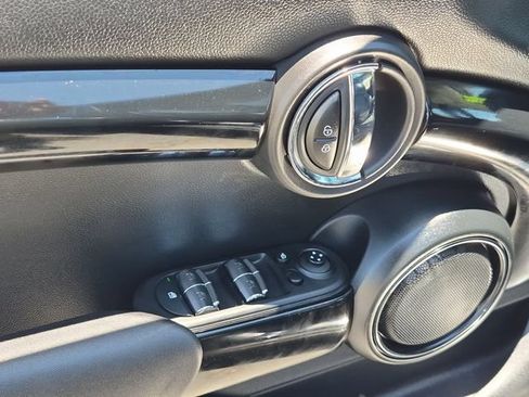 Used 2020 MINI Cooper S w/ Premium Package FWD image 13
