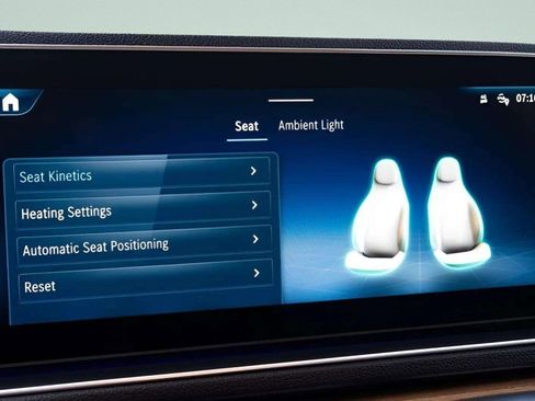 Used 2024 Mercedes-Benz GLE 450 4MATIC w/ Winter Package image 32