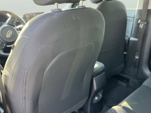 Used 2021 Kia Rio S image 18