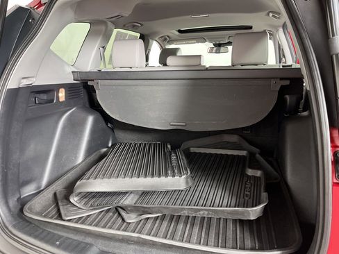 Used 2020 Honda CR-V Touring image 11