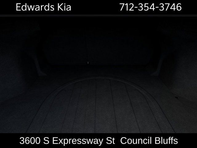 New 2026 Kia K4 FWD image 21