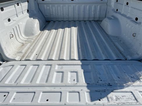 Used 2022 GMC Canyon AT4 image 24