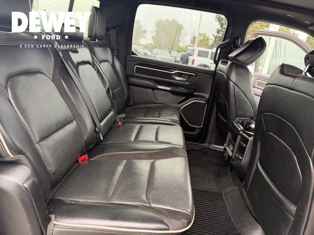 Used 2019 RAM 1500 Laramie AWD/4WD image 36