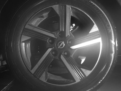 Used 2025 Nissan Sentra SV image 14