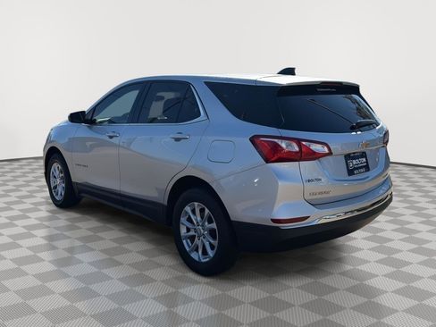 Used 2020 Chevrolet Equinox LT image 3
