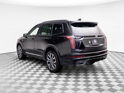 New 2025 Cadillac XT6 Sport image 5