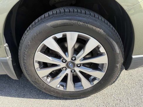 Used 2017 Subaru Outback 2.5i Touring w/ Popular Package #5A AWD/4WD image 28