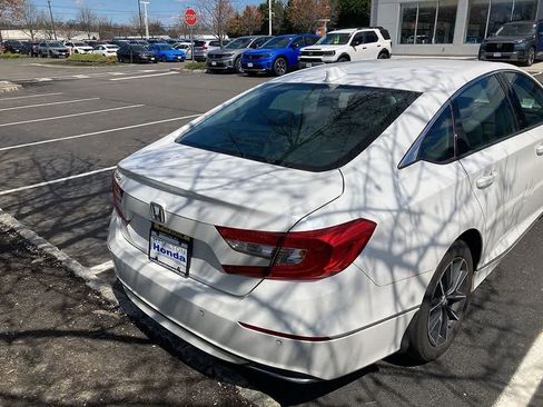 Used 2021 Honda Accord EX-L image 8