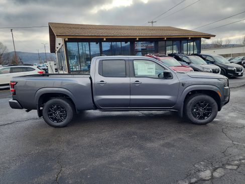 New 2026 Nissan Frontier SV image 9